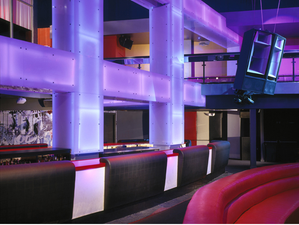 http://www.nightclubdesigners.com/wp-content/uploads/2013/02/night-club-design-cameo-main-bar.jpg