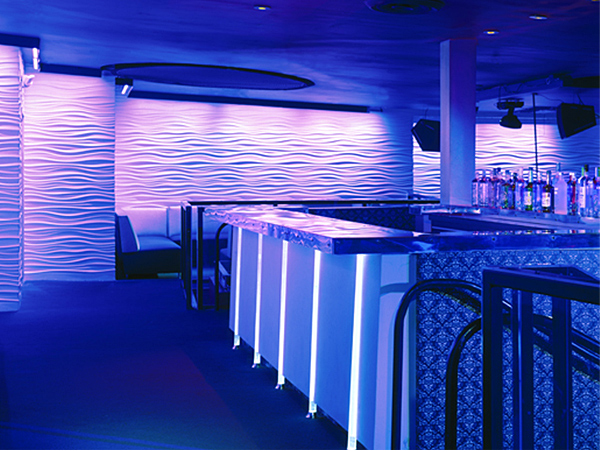 http://www.nightclubdesigners.com/wp-content/uploads/2013/02/night-club-design-cameo-blue-bar.jpg